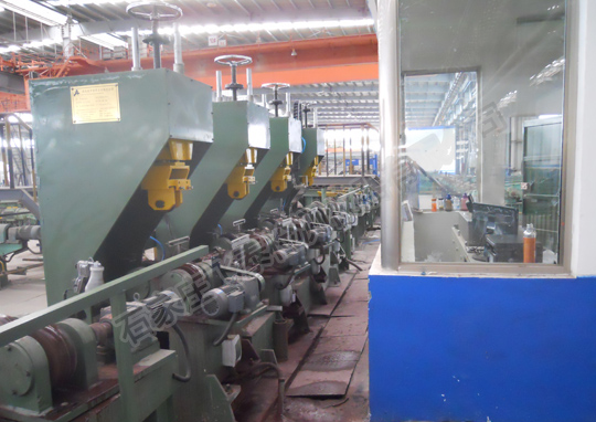 鋼管超聲波探傷設(shè)備控制室 鋼管超聲波探傷設(shè)備控制室