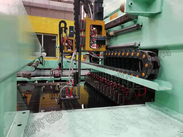 中厚鋼板探傷設(shè)備3.jpg 中厚鋼板探傷設(shè)備3.jpg