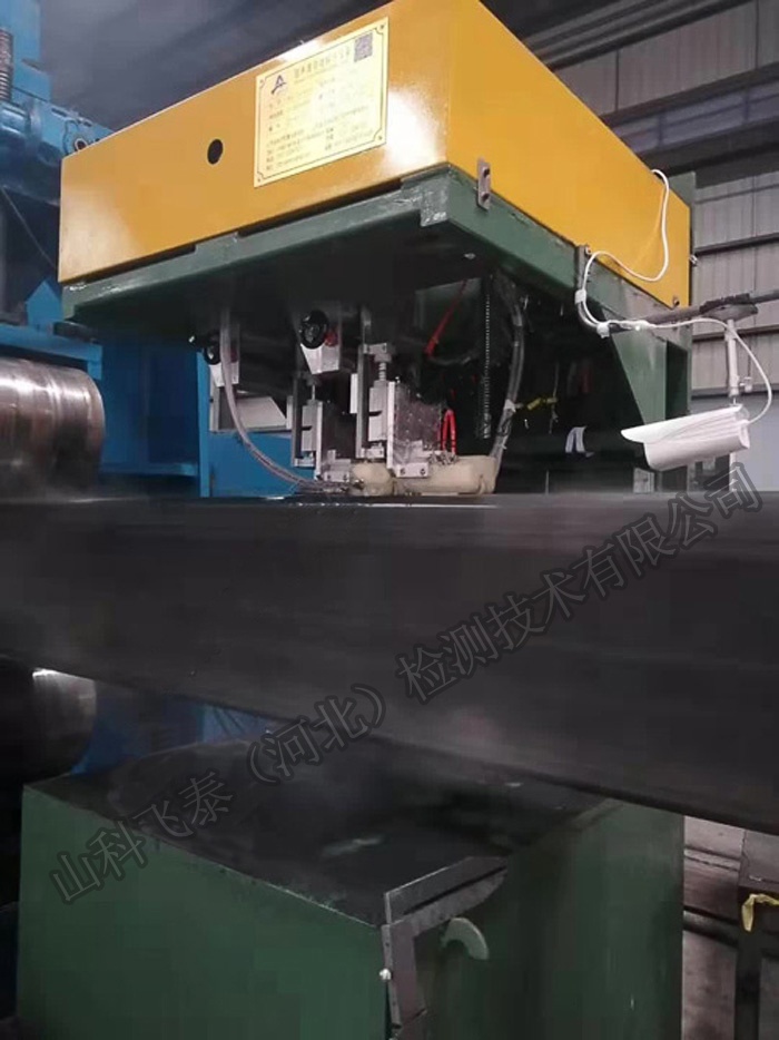 方管自動化探傷設(shè)備1.jpg 方管自動化探傷設(shè)備1.jpg